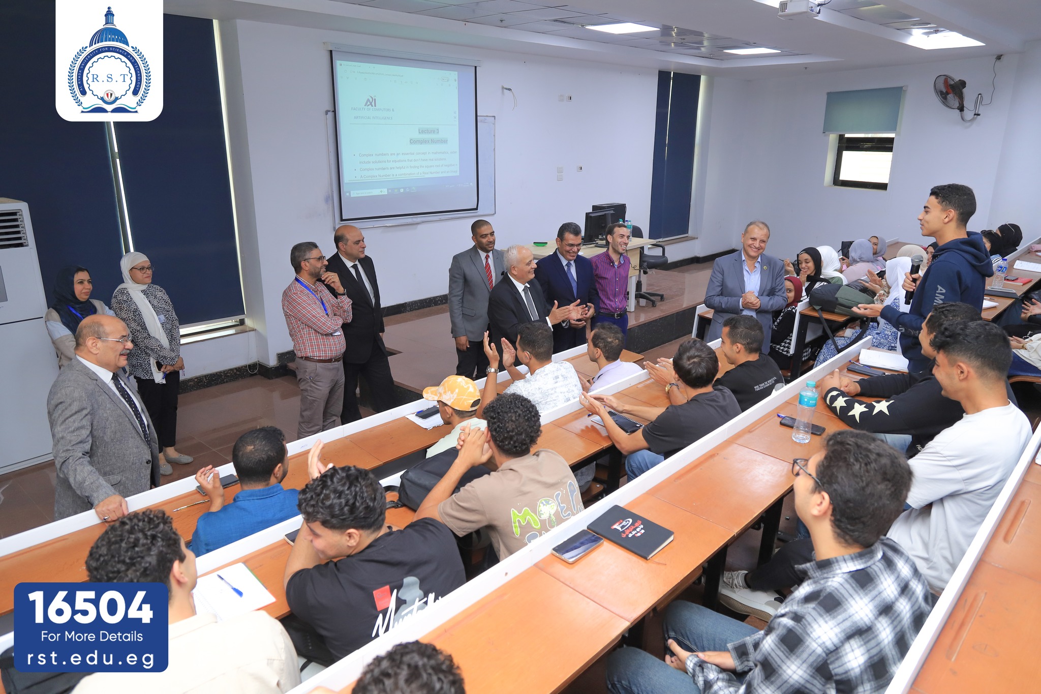 Prof. Dr. Reda Hegazy inspects the progress of studies at the Faculty of Computers and Artificial Intelligence.